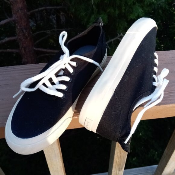 Everlane Tread canvas lace-up sneakers sz 7 NEW - Picture 1 of 10